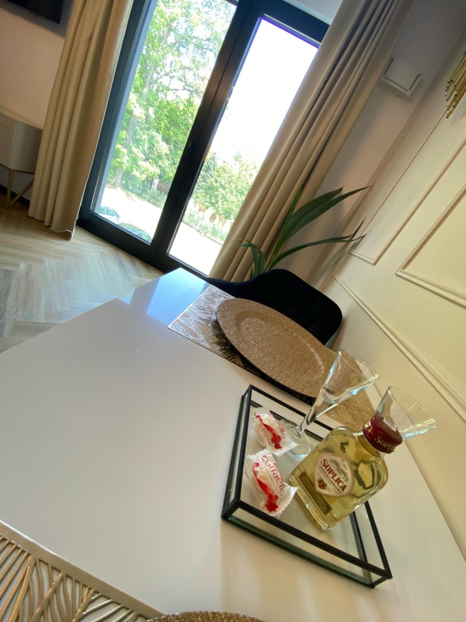 Lux Stays By Torres At K39 克拉科夫 外观 照片